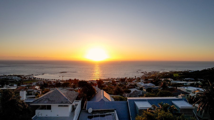 5 Bedroom Property for Sale in Camps Bay Western Cape